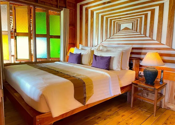 Phi Phi Phu Chalet Resort